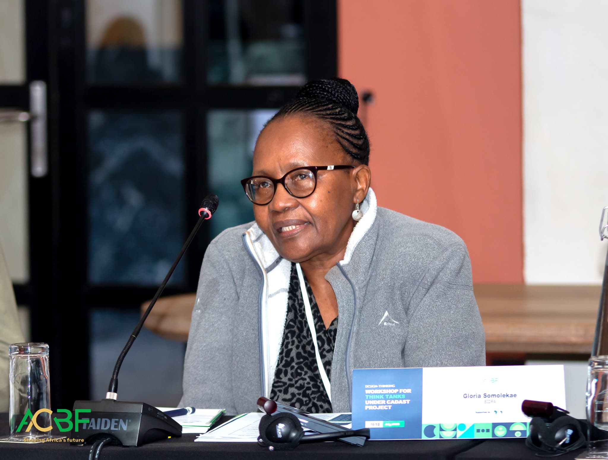 Gloria Somolekae